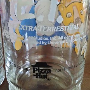 Pizza Hut | Dining | Set Of 2 Preowned Et Glasses From 982 Limited ...